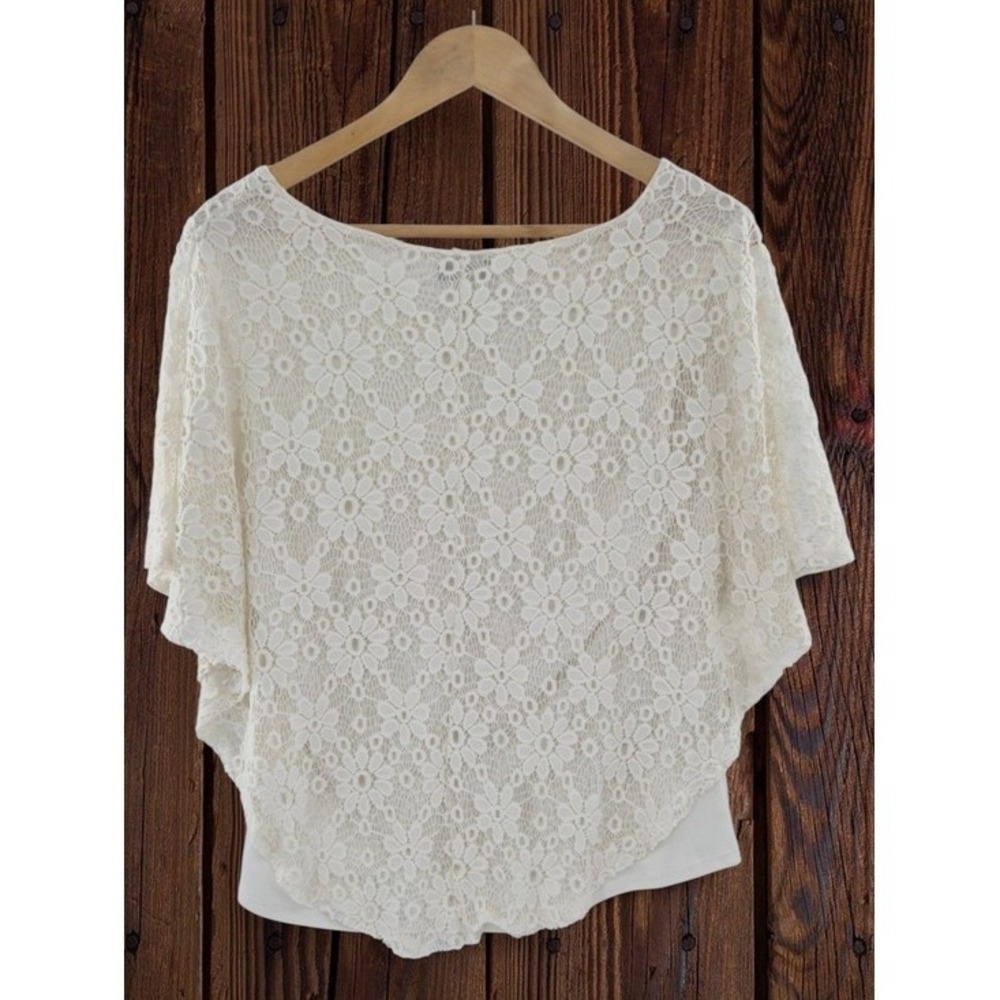 Womens Ivory Floral Lace Overlay Lined Poncho Blouse L Dolman Sleeve Cottagecore - Picture 6 of 11